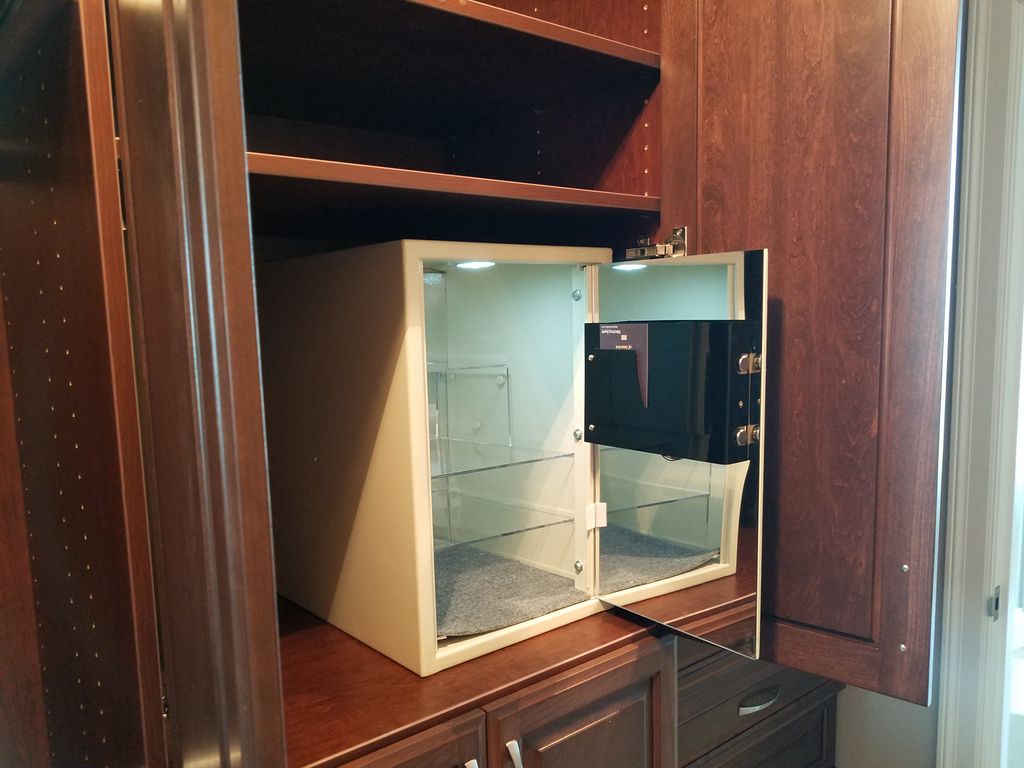 digitalsafes's tweet photo. Not everyone has the right amount of wall space for a wall safe &amp; do not want to cut into the backing of their wood closet. Getting a custom closet done? You can always request a box safe to install in a cabinet or on a shelf.
#closetsafe #homeimprovement #wallsafe #homesecurity https://t.co/XVdt0QPnRM