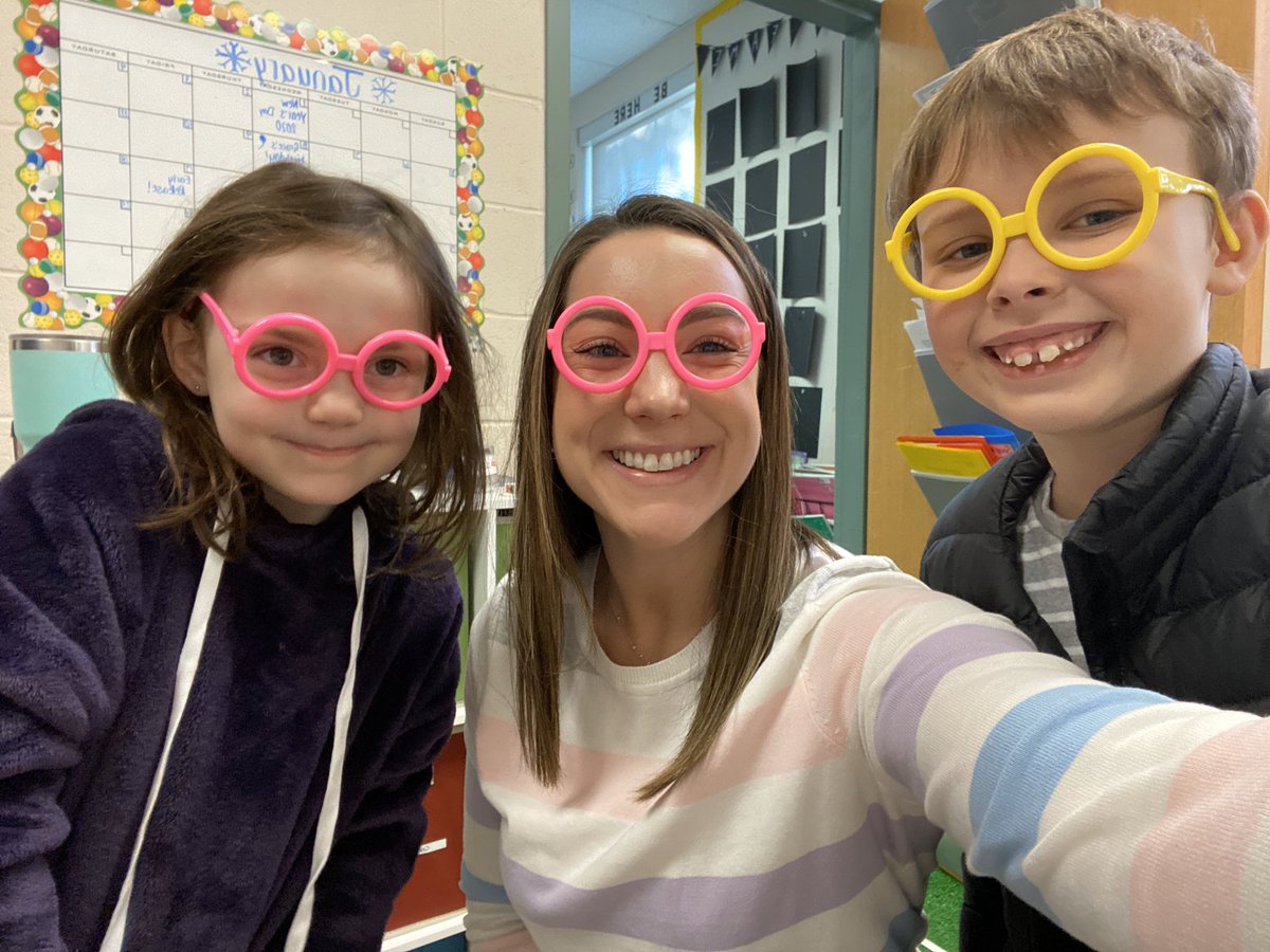Huge thank you to our 3rd grade friends for these awesome glasses! They are helping us when we do our super reading! #BlendingGlasses #SuperGlasses 🦸🏻‍♀️🦸🏼 <a href="/CoveSchoolOwls/">Cove Elementary School</a>