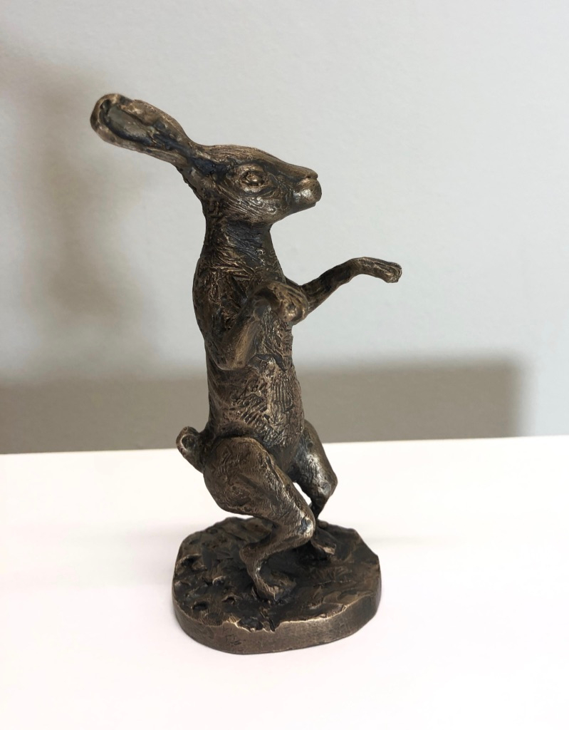 bronzeworkshop's tweet photo. Hot cast Bronze Hare - "Ready to Run" Limited edition of 36 now available on our Etsy shop, link in our Bio! #bronze #sculpture #bronzesculpture #bronzeart #lostwaxcasting #foundrycast #metalart #bronzeart #thebronzeartworkshop #bronzechasing #animalsculpture #hare #animalart https://t.co/tjaHuwfYWG