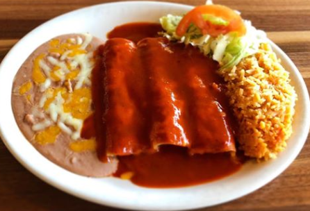 Dine_NM's tweet photo. Special today at Los Compadres: Cheese Enchilada plate only $5.99 - Monday's only!  Details https://t.co/QuKsNJ9fXN https://t.co/N4XjoM4IAG