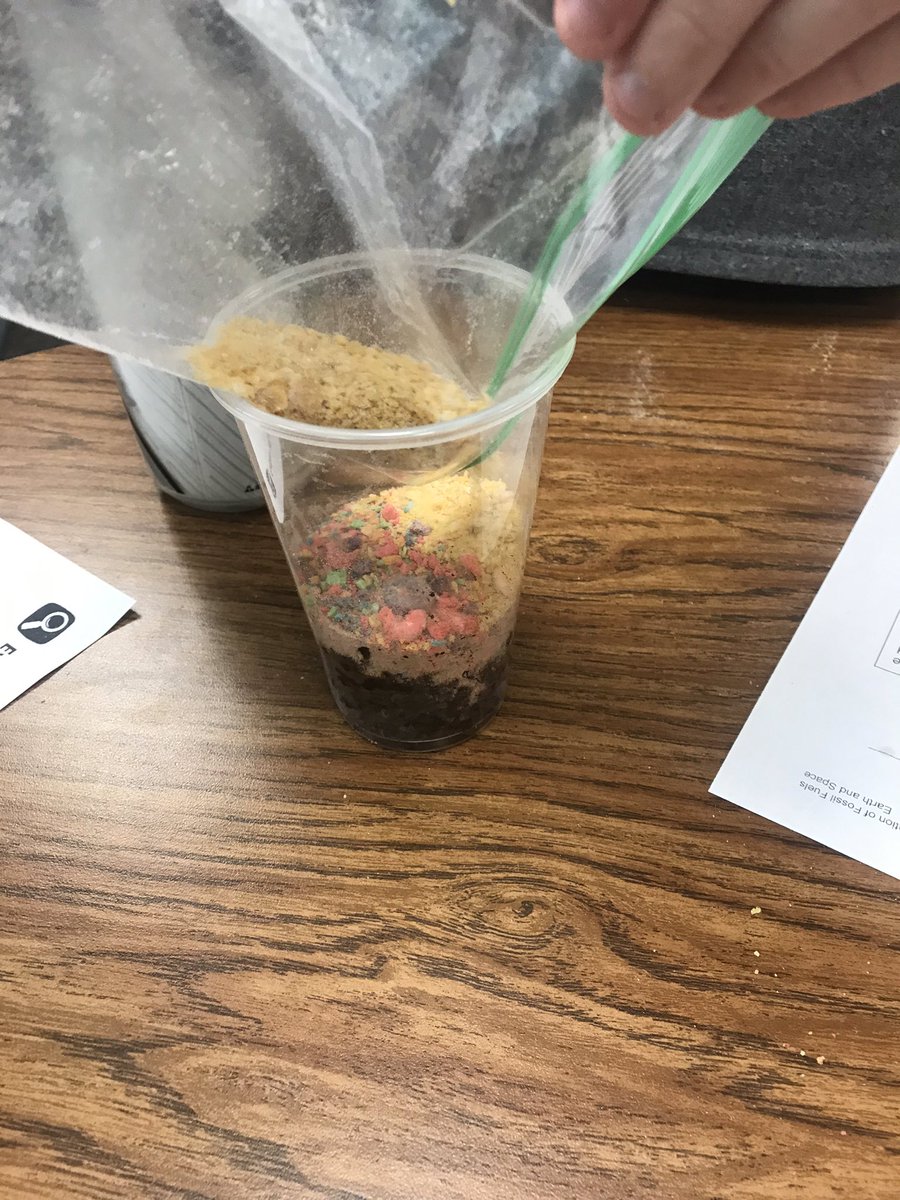 liz_duban's tweet photo. We modeled the formation of coal by adding layers of cereal sediment on our “organic matter” and through the process of compaction! #CRErocks https://t.co/rBZOWAXths
