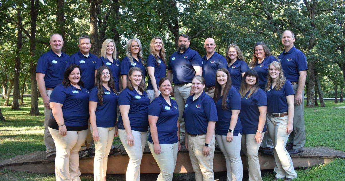 Today's the last day to apply for the National Agriscience Teacher Ambassador Program! Follow this link for more info and to apply! naae.org/profdevelopmen…