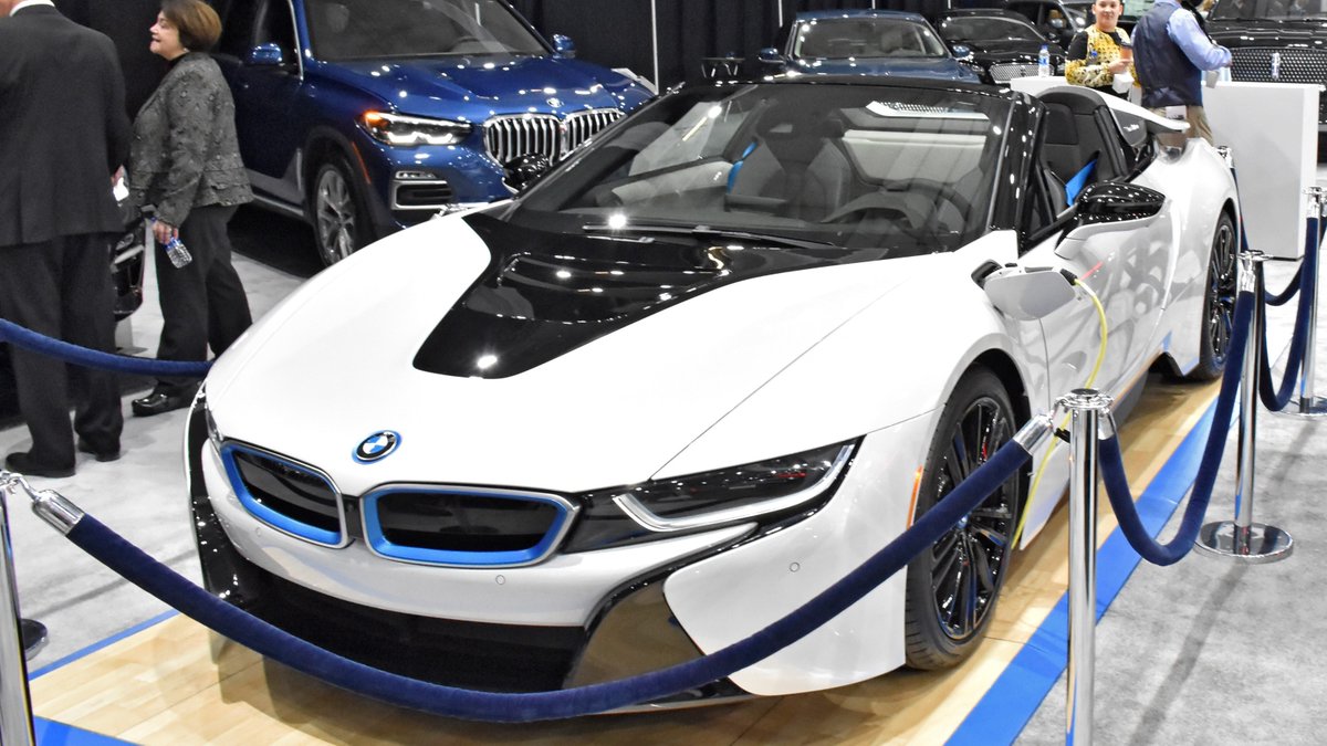BurdickBMW's tweet photo. This Wednesday kicks off the 22nd Annual Charity Preview at the @SyracuseAuto. Our Burdick BMW team and vehicles will be there and we'd love to see you join us in supporting several great causes. #syrautoshow #burdickbmw #BMW https://t.co/IEzu7NifOx