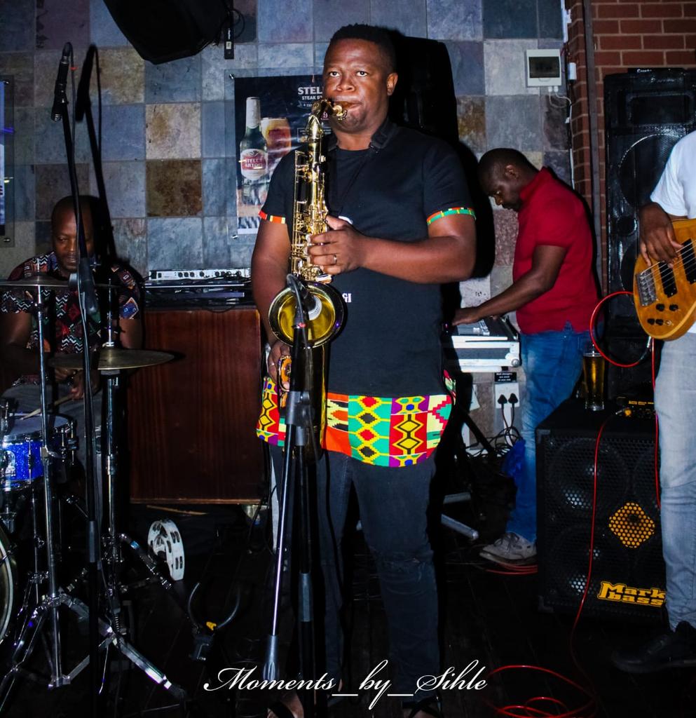 TsietsiRubbish's tweet photo. This is what went down last week at Newscafe. #ThursdayComedyNight
pic cred #Moments_By_Sihle.
Next show 27/02/20 Thank you https://t.co/KcnG7Vamrs