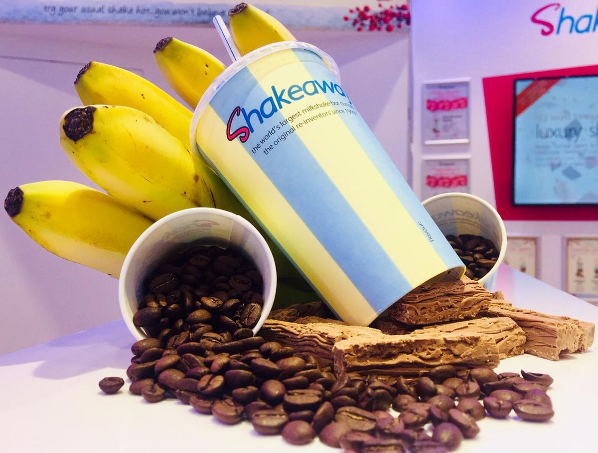 Shakeaway_UAE's tweet photo. Snuggly steve is a lovely blend of banana, coffee & flake 👌 this shake taste perfect when made hot 🔥🔥
#shakeawayuae #livelovenakheelmall #hotshakes #mallsindubai #thingstodoindubai #mallsindubai #retailtherapy #الامارات #ميلك_شيك #تسوق https://t.co/kiK9m0x1I7
