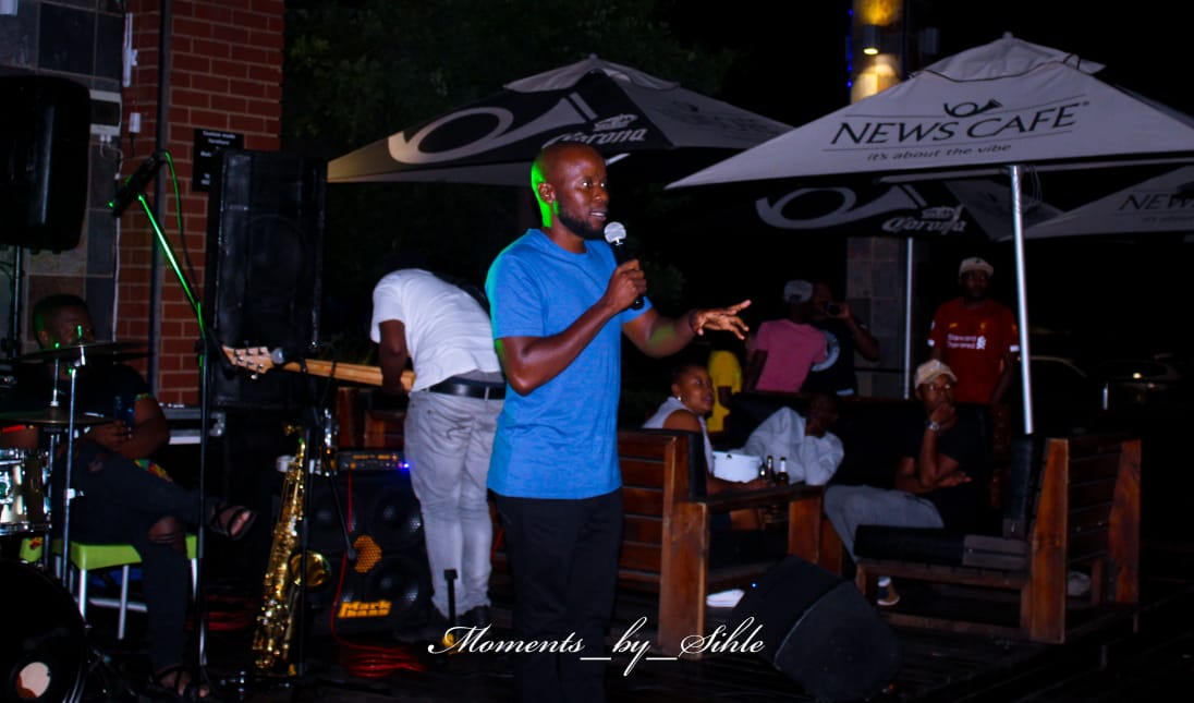 TsietsiRubbish's tweet photo. This is what went down last week at Newscafe. #ThursdayComedyNight
pic cred #Moments_By_Sihle.
Next show 27/02/20 Thank you https://t.co/6ZL3MLDAqt