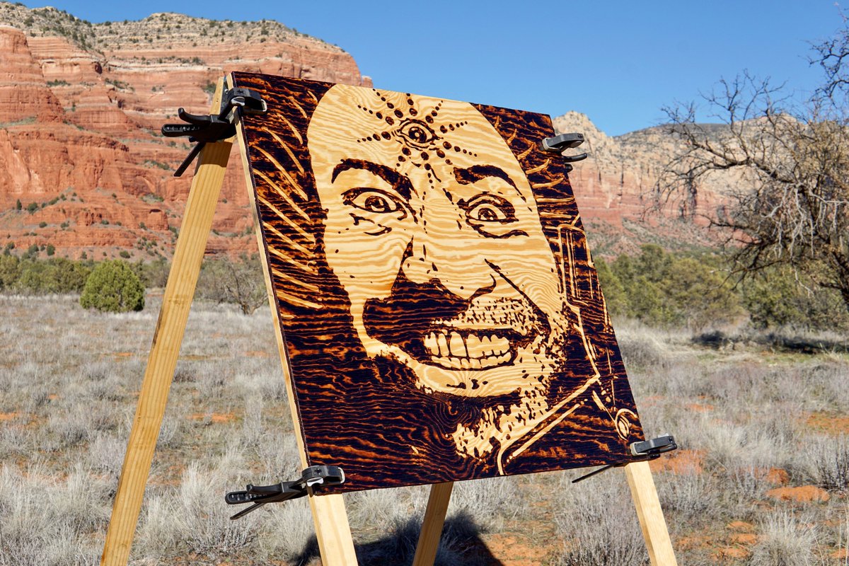 Michael Papadakis Sunscribes Twitter