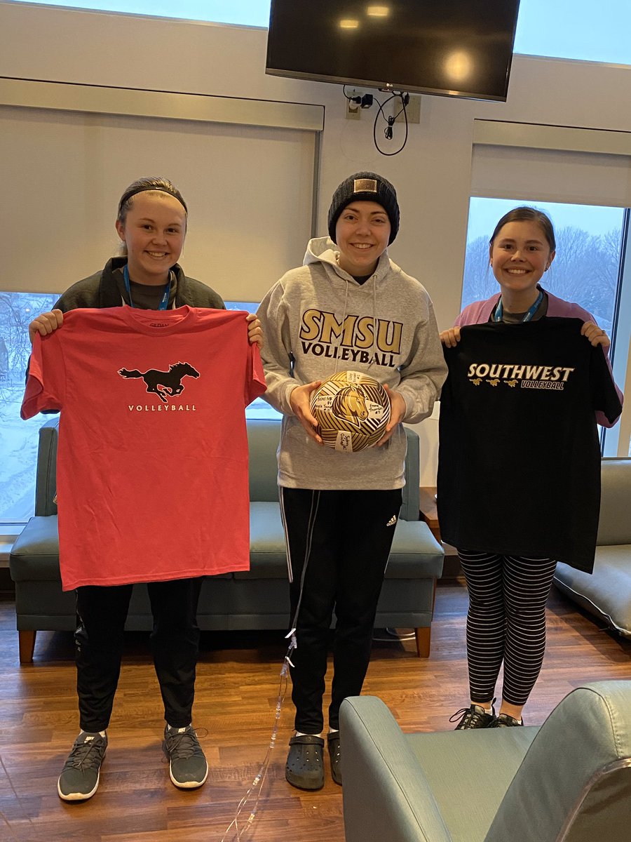 SMSUVolleyball's tweet photo. Hoping for a speedy recovery for Savannah as she is receiving chemo treatments!! 💜 from SMSU VB https://t.co/8m4YbtpMLa