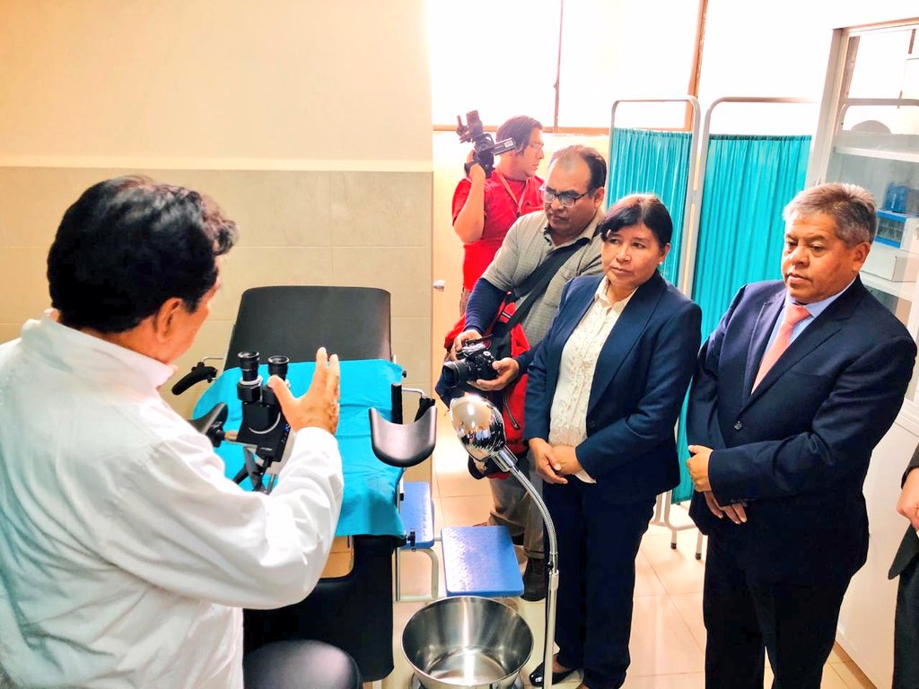 gam_cochabamba's tweet photo. #AhoraCocha Una importante entrega en beneficio de la población cochabambina realizó la @AICS_lapaz, en coordinación con el municipio. A partir de hoy, el Hospital del Sud estrena un Consultorio de Diagnóstico Ginecológico y Centro de Capacitación en Colposcopía (Hilo👇) https://t.co/L4iyyvKB00