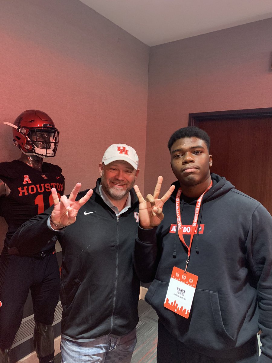 KanenDumas's tweet photo. Had a great time at The University of Houston on Saturday #cougars @CoachJoeCauthen @tank_texasboy99 @JoeAlcoser @UHCougarFB https://t.co/FMv1cBr8l2
