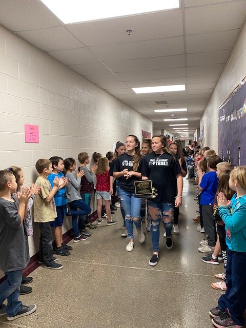 SilverhawkPride's tweet photo. Celebrating our victory! Storming the halls! Congratulations Girls! #SilverhawkPride #PeoriaUnifiedPride https://t.co/GNhkG99D24