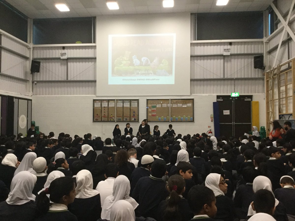 Lots of reading shared by staff and children <a href="/OliveTreeBolton/">Olive Tree Primary</a> #WorldReadAloudDay <a href="/schoolimprover/">Mr. Aitch. A</a>