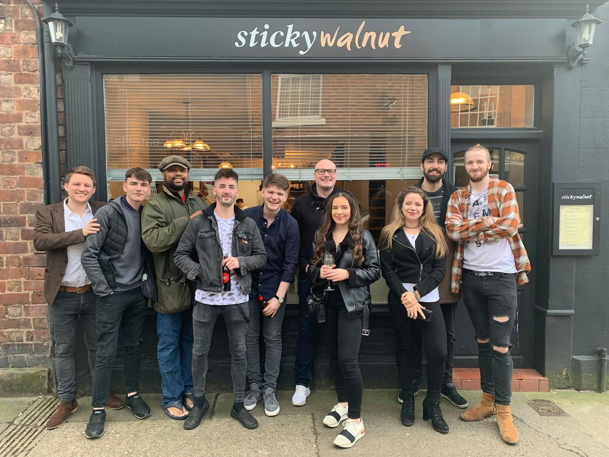 thesuburbsCH2's tweet photo. Check out this crew! Always supporting the local! #local #staffdo #suburbstour #stickywalnut #barcrawl #hospitalitylife https://t.co/UXL9rNX9ZR