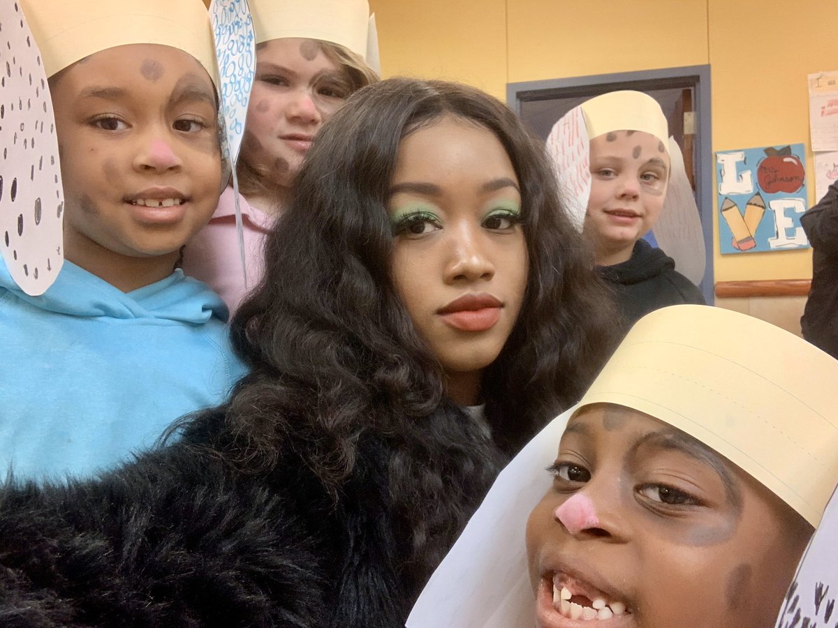 MissSmithsKids's tweet photo. I can’t believe I’ve been a teacher for 101 days! 😱 happy 101st day of school from Cruella and a few Dalmatians! ❤️ https://t.co/6D19vc5GKs