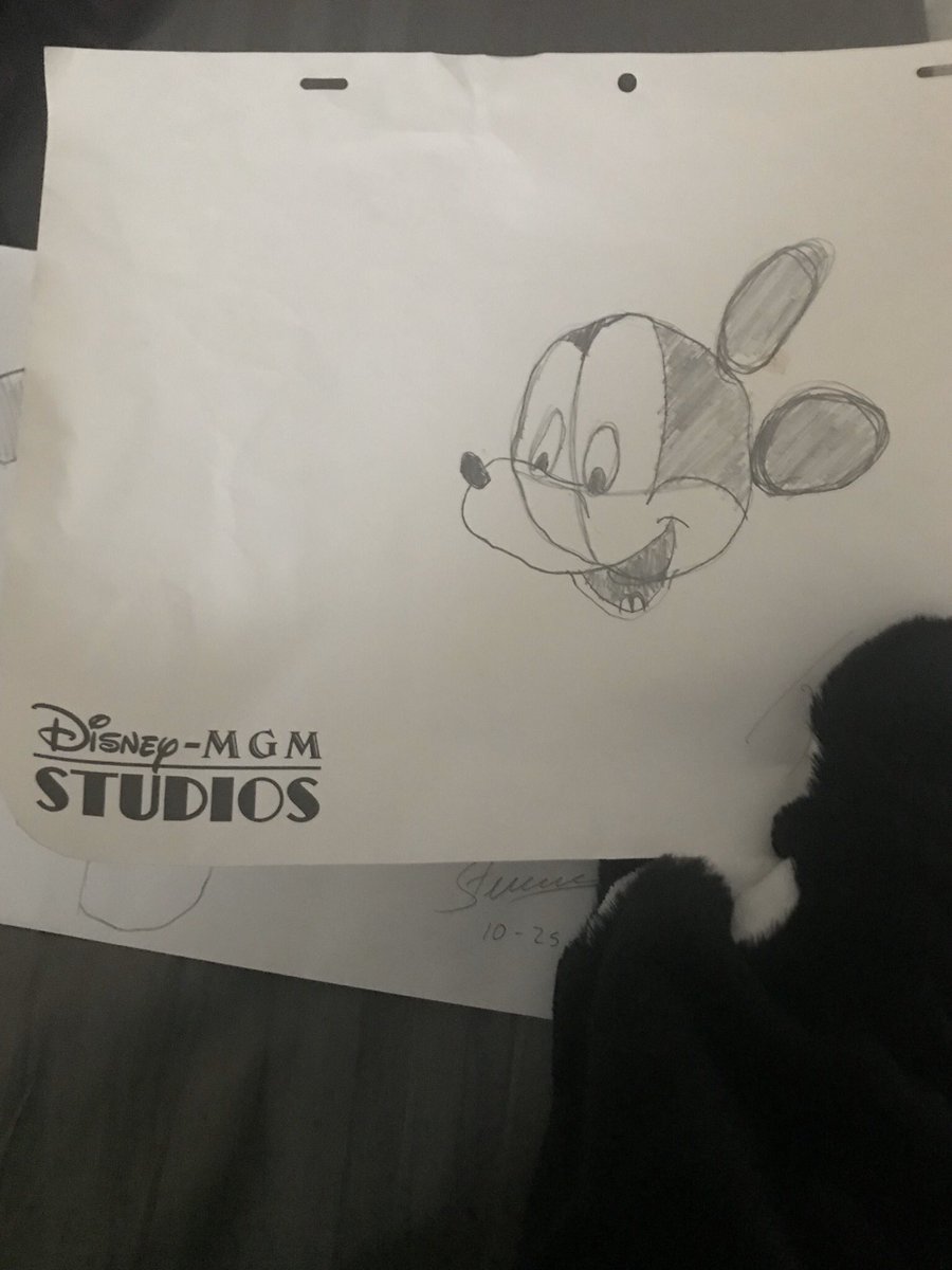 moonyskolf's tweet photo. Good times to begin that first drawing at the Animaton Tour at Disney MGM Studios! https://t.co/rEcUN1diyo