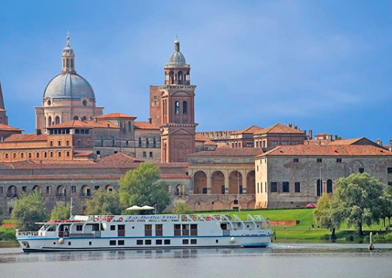BeyondCruises's tweet photo. See Italy from a whole new perspective aboard the La Bella Vita Hotel Barge! @BeyondCruises takes guests to the hidden parts of the city of Venice: the gardens of the Biennale Exhibition of Modern Arts, Palladio's Church of San Pietro in Castello and the Venetian Ships Pavilion https://t.co/fL2lPmfog8
