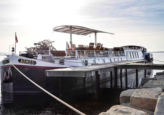 BeyondCruises's tweet photo. The Athos is one of the most traditional hotel barges cruising France via the Canal du Midi. Her intimate onboard ambiance (maximum 10 passengers) makes @BeyondCruises guests' voyage through the Languedoc landscape truly memorable #BeyondCruises https://t.co/J3cRxgHLGq