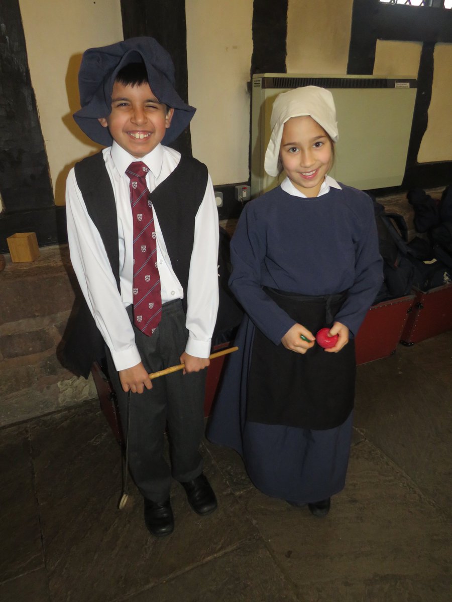 BromsPrep's tweet photo. Last Friday, 5SK and 5CK visited @Selly_Manor to learn about life in Tudor times. They were given a tour of the house, tried on costumes and played Tudor games. It was a very interesting and thoroughly enjoyable day.

#BromsYr5 #BromsTrips #BromsHistory #TopicWork https://t.co/YoHVNRvXHB