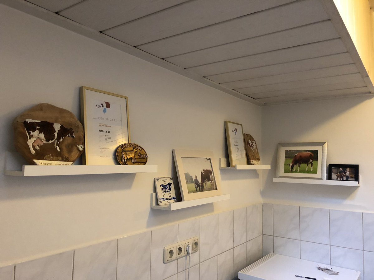 onsveluwe's tweet photo. Je mag best trots zijn op de behaalde resultaten. Daarom hebben we in onze hal een ‘wall of fame’ gemaakt. Onze hal of fame zeg maar ☺️ https://t.co/raBXW4CQr0