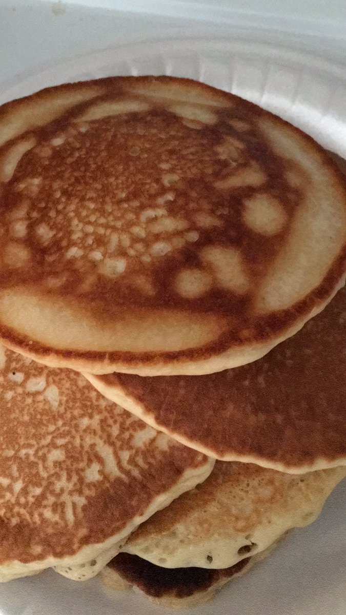 Superwoman_Ty's tweet photo. When life gives u pancake mix u make pancakes lol https://t.co/aQhSwcZOvU