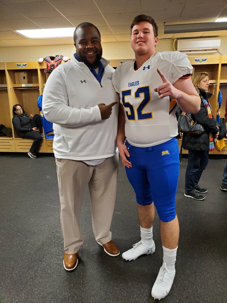 HuletteJohn's tweet photo. I’m blessed and grateful to be announcing that I will be committing to Morehead State to continue my athletic and academic career, thank you @JRiase and @RobTenyerMSU for allowing me to be a part of your family. #GoEagles #onetownoneteam https://t.co/XNeudJbeTM