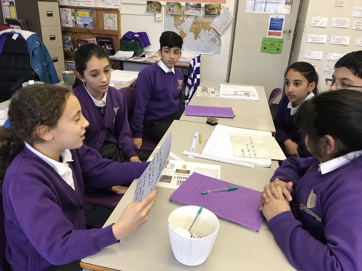 MrsS_Eden's tweet photo. In science we debated the motion: ‘This house would rather be a biped than a quadruped.’ This helped deepen our understanding of how humans have evolved and the benefits! #apsscience @AndertonPark https://t.co/HQgfculj8q