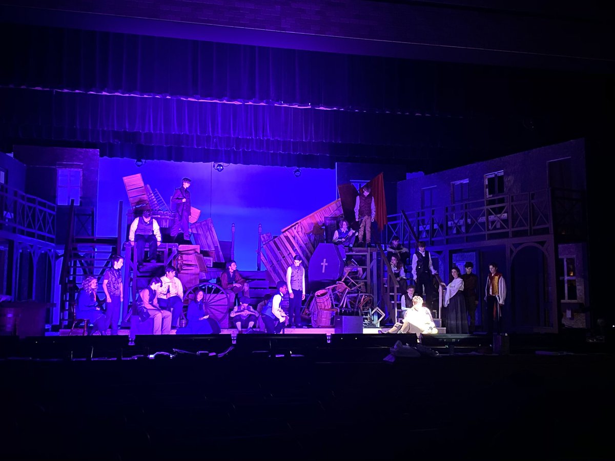 dakotatheatre's tweet photo. Some beautiful moments during tech week! Lots of hard work and love has gone into this show. We hope you will join us opening night! #thankyoutech ⭐️Les Misérables⭐️
Feb. 6, 7, 8 & 13, 14, 15, 2020 at 7pm
🎟Tickets https://t.co/ZZD5CpfMkI https://t.co/MSMKedpNkK