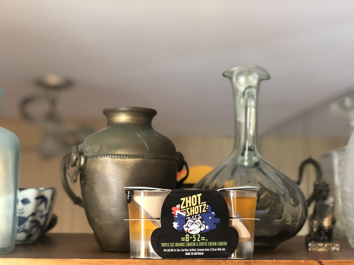ZhotShotz's tweet photo. Hey friends! New B-52 by @ZhotShotz. 🍷
.
.
https://t.co/7GjIG207HD
.
.
#b52 #readytodrink #itspartytime #new #zhotshotz #bfiftytwo #coffee #coffeeliqour #kaffe #coffee #orange #orangeliqour https://t.co/B7iOy1mwCm