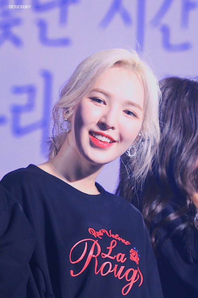 new day = missing seungwan day. i miss you so much :(  #GetWellSoonWendy  #WaitingForWendy  #WeLoveWendy