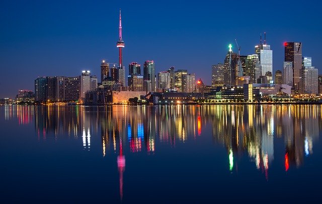 BerghahnAnthro's tweet photo. #SanctuaryCity Organizing in #Canada: From Hospitality to Solidarity https://t.co/OK3OnkZ7EG #migrationsociety @FiddianQasmiyeh @johannalwaters #migration #migrationjustice #Toronto #Montreal #Vancouver #HamiltonCanada https://t.co/JH4oLiSx7x