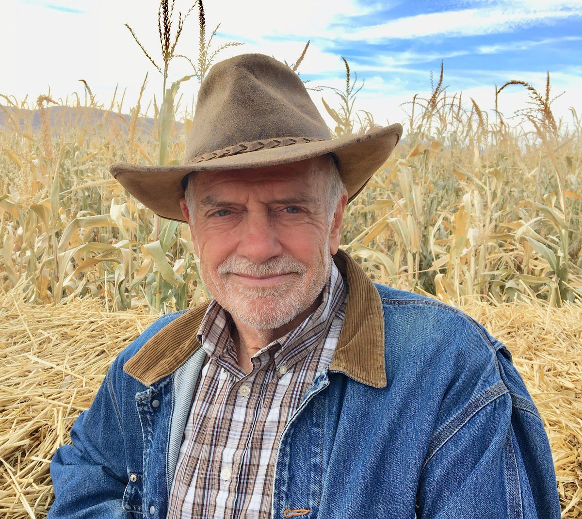 superpowrs4good's tweet photo. Recently, it was my opportunity to record this discussion with a role model and friend, I think is the most interesting man in the world. I hope you’ll tune in.

@mentors @HELPintl @Unitus @warnerwoodworth

#devtalk #final50 @devindthorpe 

https://t.co/cAOaoKg3lE https://t.co/tP78uxJzWi