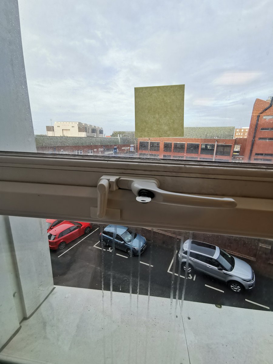 Ltlocksmiths's tweet photo. High floor window secured with @SASHSTOP as espag failed and can't be replaced until scaffold is in place https://t.co/dwntIn6Kh0