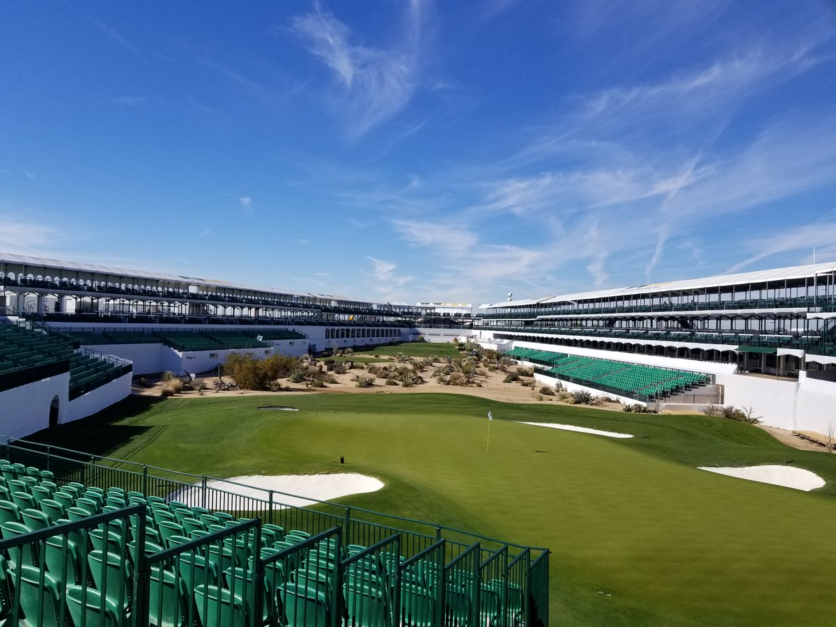 BVUBusiness's tweet photo. BVU business students went on a sports marketing trip to Phoenix over j-term, this is just one of the many great opportunities that the School of Business offers! Check out some of the places they got to visit! https://t.co/nKU0POb3g1