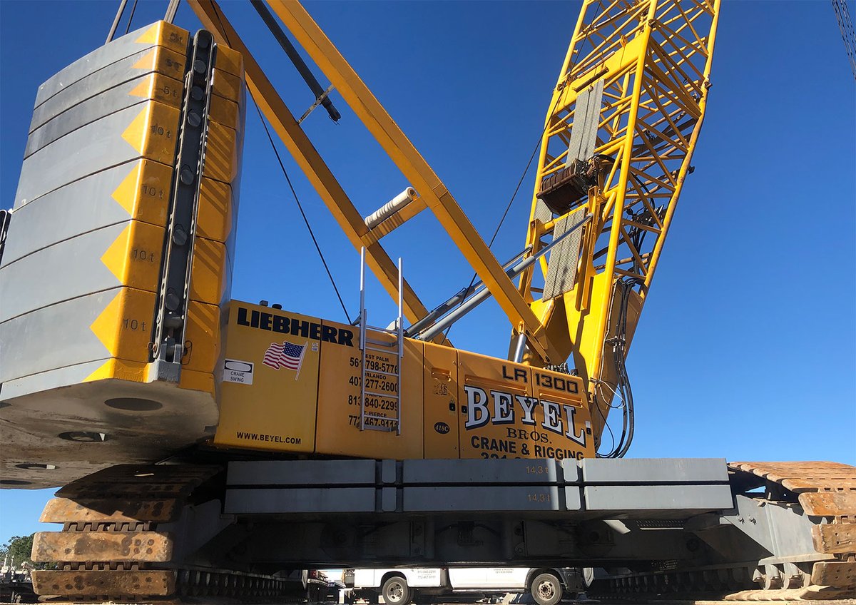 BeyelCrane's tweet photo. #BigCranes #BlueSkies #LR1300 The weather is sunny with a 100% chance we will be lifting something BIG! Call Beyel Brothers at 1 (844) 90-BEYEL or visit https://t.co/IRzOZuMHhK for all your Crane, Rigging, Heavy Haul & Marine Service needs. #cranes #crawlercranes #Florida https://t.co/IcRwxswRDM