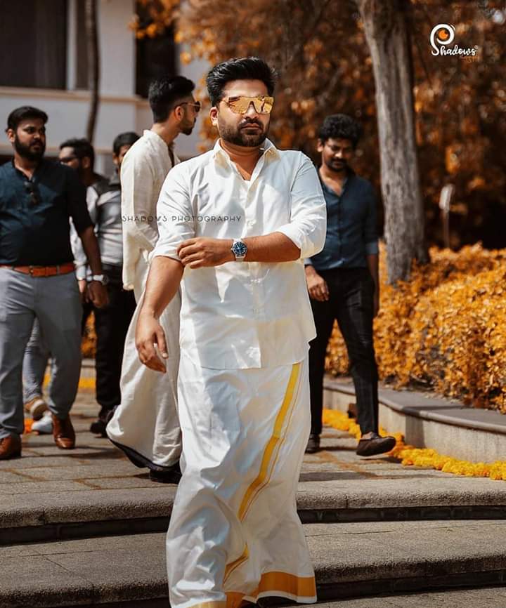 veerabibber1's tweet photo. A very happy birthday my dear brother #SilambarasanTR #str_as #abdulkhaaliq #maanaadu #HBDSilambarasanTR #str #HBDSTR #simbu #vp07 #AvpPolitcs https://t.co/W0MxSDdEOR