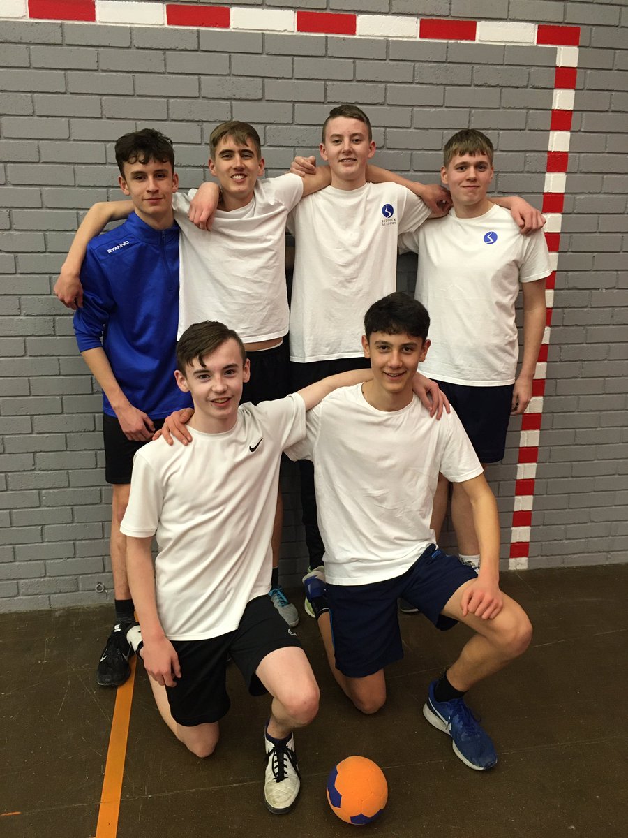 The handiest ball players around. Well done to the newly formed Y10 handball team for their fantastic efforts tonight 👍