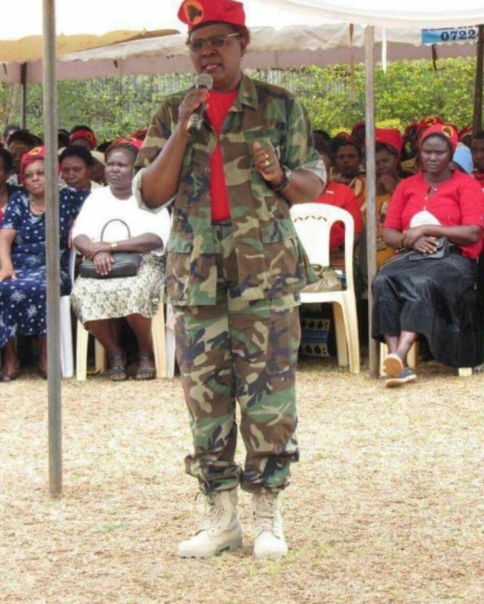 CrediblePolls's tweet photo. @WahomeHon @FredMatiangi @IG_NPS @DCI_Kenya @ntvkenya @citizentvkenya @KTNNewsKE Why do you need security while you're already a KDF, just wear this combat and those threatening messages will be no more #BBIInKitui https://t.co/2yA5a6osSr