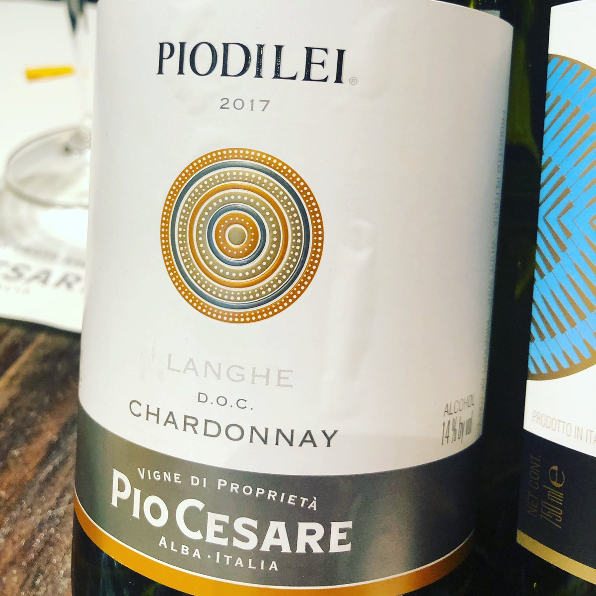 For this #BBM #betterbottlemonday is this #Langhe #Chardonnay called Piodilei from @PIOCESARE1881 #Alba #nebbioloprima #grandilanghe #Italy #Italia #wine #whitewine