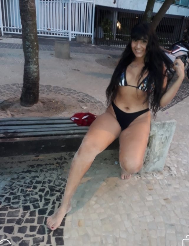 dix_japinha's tweet photo. Não tenho tenho alto estima de tirar fotos de bikini https://t.co/BKUUWXgsWL