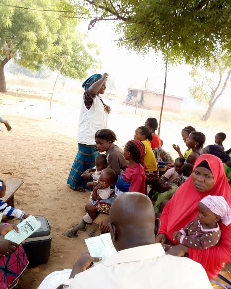 Maternal_Monday's tweet image. .@wellbeingafrica, we've empowered our #Midwives to function as #SanitationAngels to #teachclean in HCFs across Lagos, Kwara, Kaduna, Osun States &amp;amp; Abuja. Midwives are best placed to promote #IPC in HCFs &amp;amp; local communities, because #CleanHandsSaveLives. #MaternalMonday