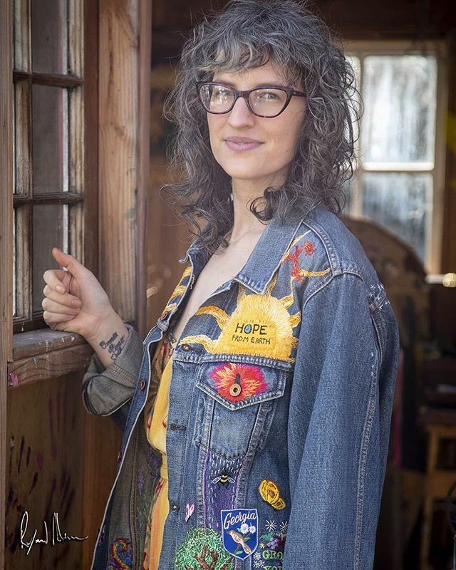 LarkinAndLarkin's tweet photo. Repost from 🌱HOPE🌱(@hopefromearth) this jacket was one of my favorite commissions to date ❤️ 80+ (maybe 100... but #timeflieswhenyourehavingfun 🤪) hours went into this totemic armor of love + life (forces that Hope is so brilliant at celebrating and … https://t.co/VLz7iHvLDM https://t.co/2Jg0lK6Wv4