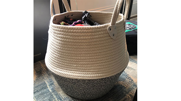 simplicity4you's tweet image. We love these natural fiber baskets to catch #clutter. ❤️ They are great for magazines, toys, blankets, or pet gear. They have a small footprint and can be moved wherever you need them to go.

#SimplicityStyle #SimplicityTips #ProductsWeLove