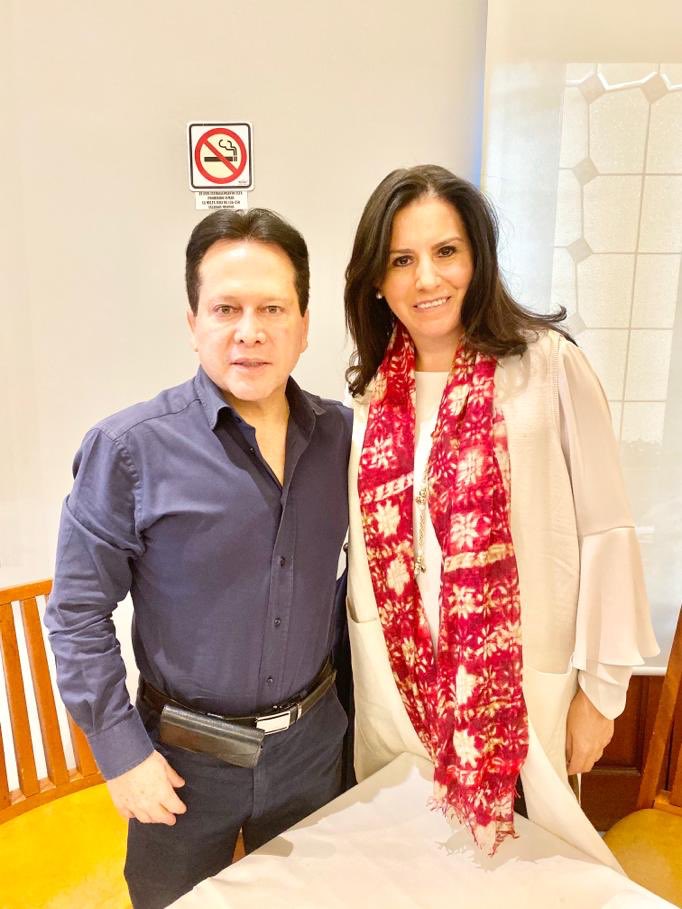 DanielAceves84's tweet photo. Muy grato iniciar la semana con una buena reunión y platicar de diversos temas con @jimeaja https://t.co/fzVMiOxJBP