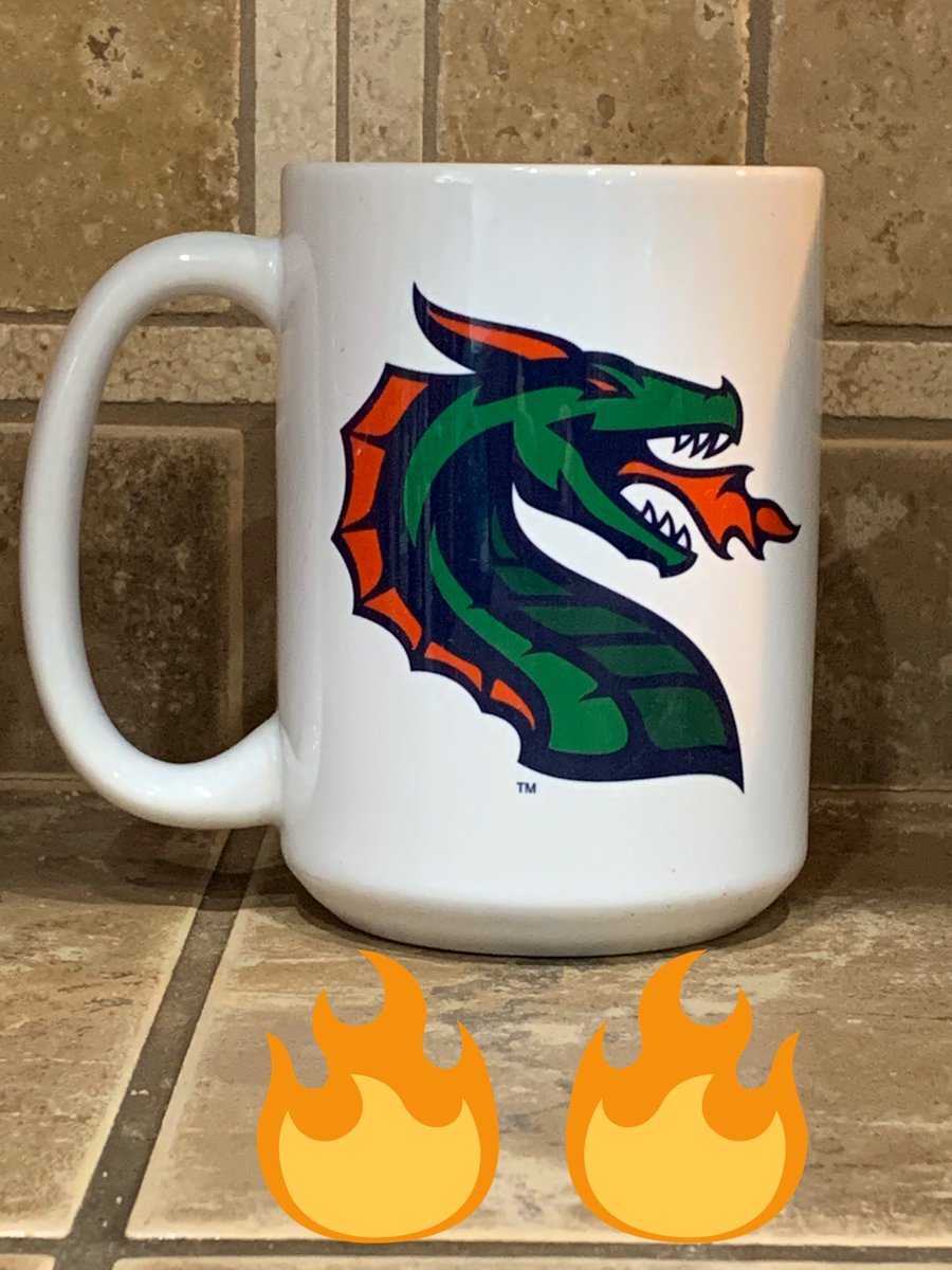 BrianHolseid's tweet photo. Good Morning! Enjoying a cup of coffee in my new cup! Gotta admit I love our logo! #DestroyDC☠️ #GoDragons🐲 #BreathingFire 🔥🐲 #coffee @XFLDragons @SeaDragonsFans @RyanGus_SEA @se https://t.co/ugZLwZrvyE