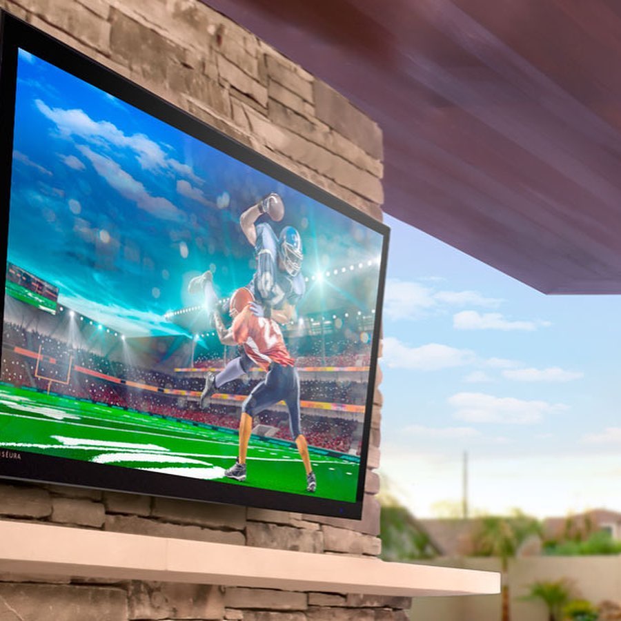 Sure, the NFL season ended last night. But the XFL, Kentucky Derby, Daytona 500, MLB spring training, March Madness, NHL playoffs, and NBA playoffs are all coming up. Stop into the Room today and change the way you experience the game!