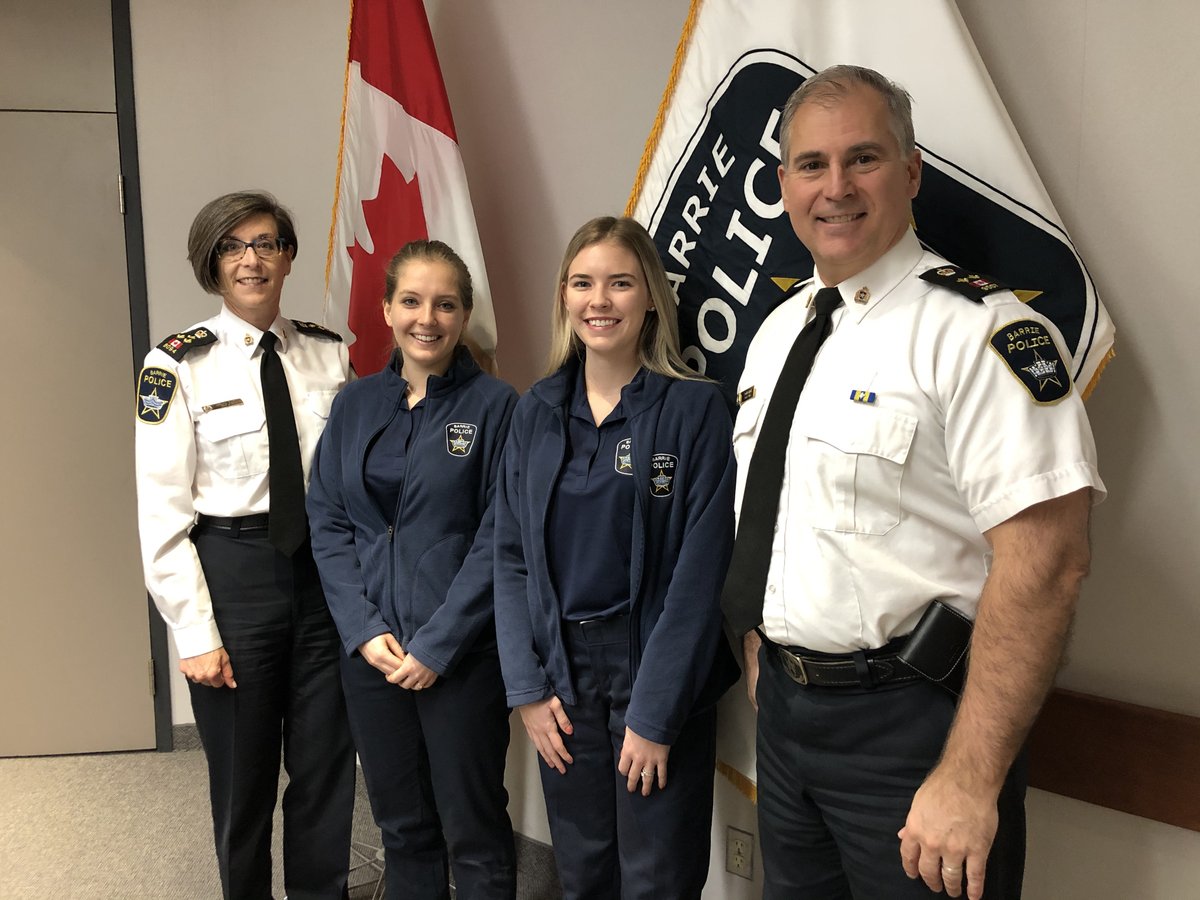 BarriePolice's tweet photo. Welcome to our two newest Communicators! Taylor and Madison were welcomed to the Barrie Police Service on their first day by Chief Greenwood and Deputy Chief Weatherill! https://t.co/glFzBJB66D