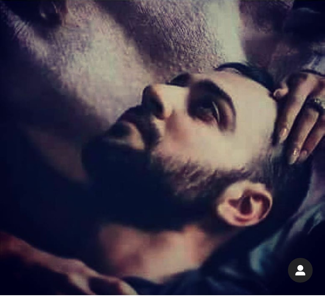 حين تحبك المرأة ستجعلك طفلها 

المدلل رغم كثافة لحيتك 
وطول قاامتك