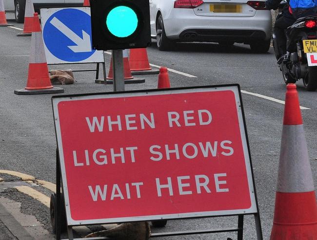 CumbriaRdWatch's tweet photo. #A685 #Kendal #TempSignals
Delays on A685 Appleby Road in Kendal due to temp lights for gas works at the Sandylands Road Jn. This is also causing congestion on A6 Shap Road. #CumbriaRoads
P: 16:50 hrs, 3rd Feb.
@INRIXtraffic_N @nickarkell @SmoothLakes @BayTrustRadio https://t.co/hOVe6LjmHJ