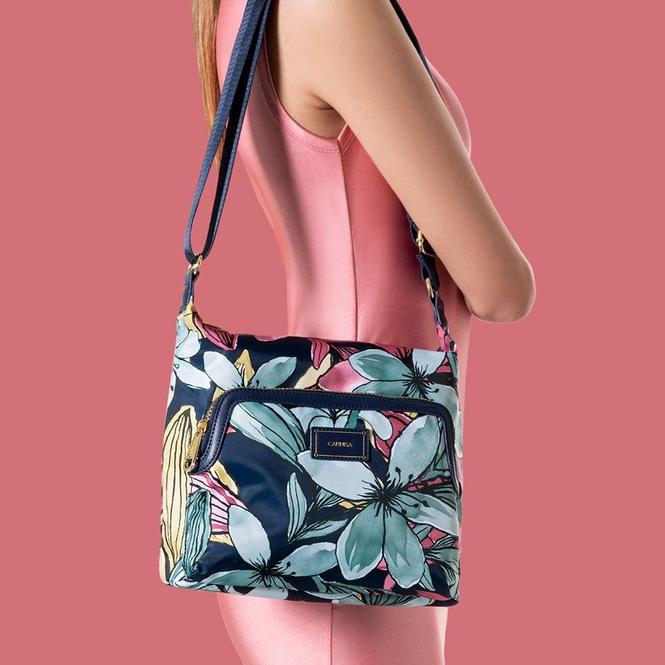elmirador_cc's tweet image. ¿Buscas uno bolso primaveral de verdad? 👜🌼.
El model #Fanny de Carpisa es la elección correcta!
#CarpisaSpringCollection #Preview20
