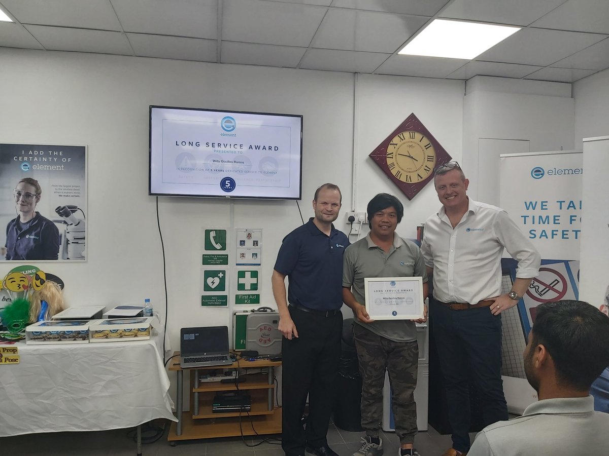WeAreOneElement's tweet photo. Long Service Award
#Elementdohallc https://t.co/moDLPQvCb8
